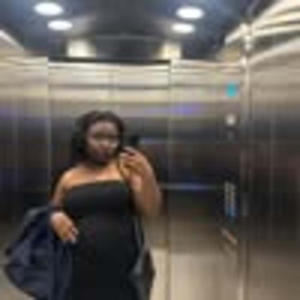 Meet your Posher, Nayda